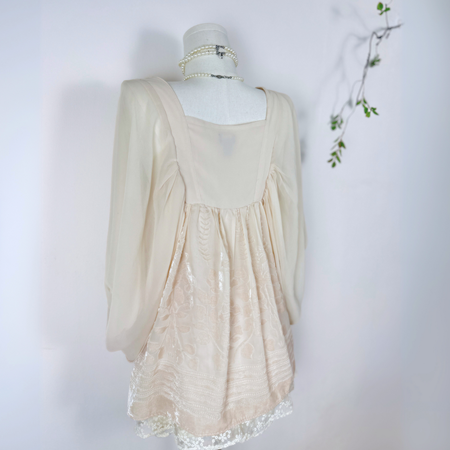 Ethereal Bloom Blouse ɞ˚‧。⋆