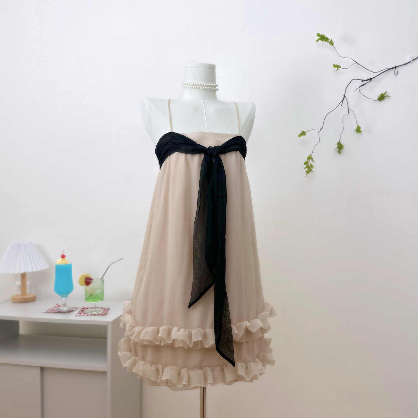Sweet Ruffle Charm Dress πβ.Λ